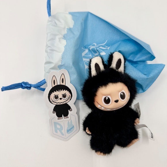 Pop Mart Labubu Pin for Love Series Confirmed Box – Letter R - Picture 1 of 5